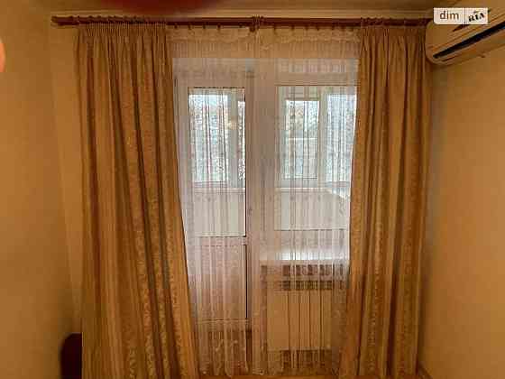 Оренда Квартира 2-кімнатна, 3/9 поверх на Юрія Литвинського, 82 Киев