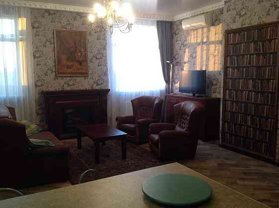 Оренда Квартира 1-кімнатна на Жилянская ул., 118 Киев