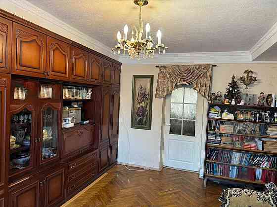 Продаж Квартира 2-кімнатна, 3/8 поверх на Голосіївський вул., д. 114 Kiev