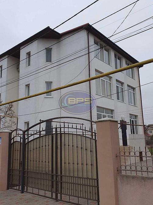 Продаж 3-поверховий Будинок з ділянкою 10 сот 453 кв.м 7+ кімн.  Одеса - фото 1