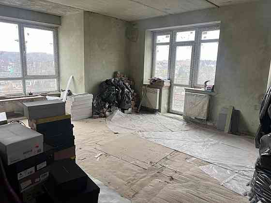 Продаж Квартира 2-кімнатна, 5/5 поверх на вул. Глинянський Тракт Львів