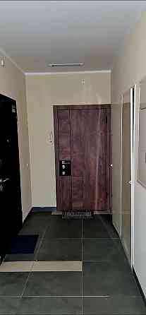 Продаж Квартира 3-кімнатна, 2/12 поверх на Регенераторна вул., д. 4 Kiev