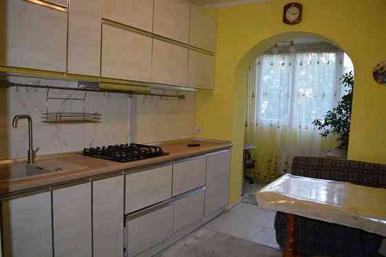 Продаж Квартира 3-кімнатна на просп. Небесной Сотни (просп. М. Жукова), 8 Одесса