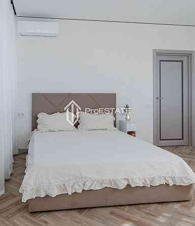 Продаж Квартира 2-кімнатна, 6/21 поверх на вул. Чернігівська Киев