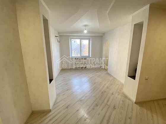 Продаж Квартира 4-кімнатна, 3/9 поверх на вул. Леся Сердюка Харків