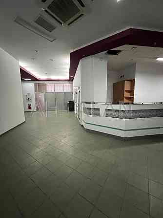 Оренда офісне приміщення на Сурикова вул., 3А поверх - 3/4 Kiev