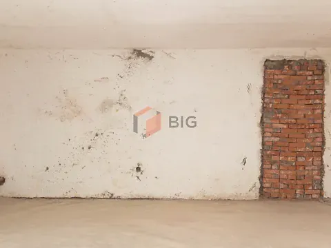 Продаж    на Героїв Майдану вулиця Чернівці - фото 2