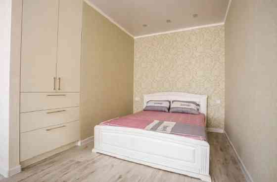 Оренда Квартира 1-кімнатна, 13/13 поверх на Фонтанская Дорога, 58/1 Одеса