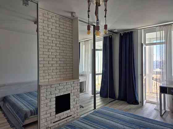 Продаж Квартира 3-кімнатна, 20/34 поверх на проспект Соборности (Воссоединения), д.30 Киев