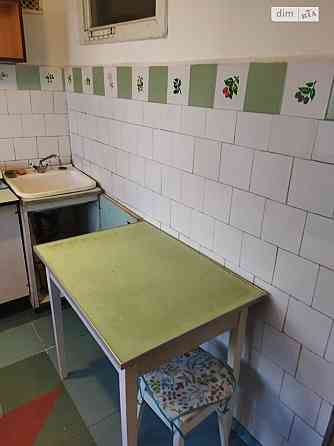 Оренда Квартира 1-кімнатна, 2/9 поверх на Ореста Левицького, 9/21 Київ