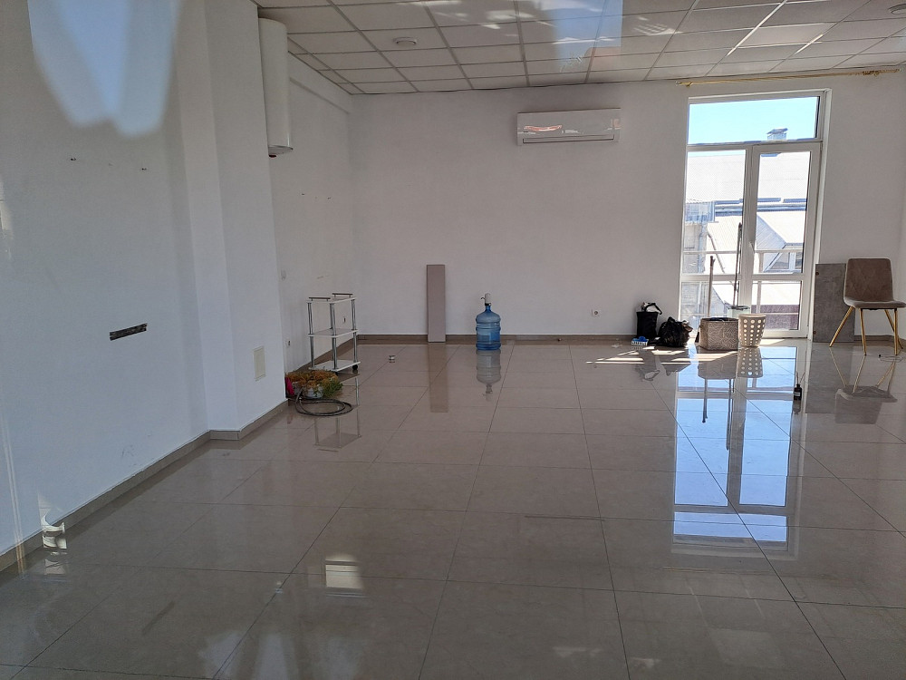 Оренда торгове приміщення на вул. Торговиця поверх - 3/4 Тернополь - изображение 1