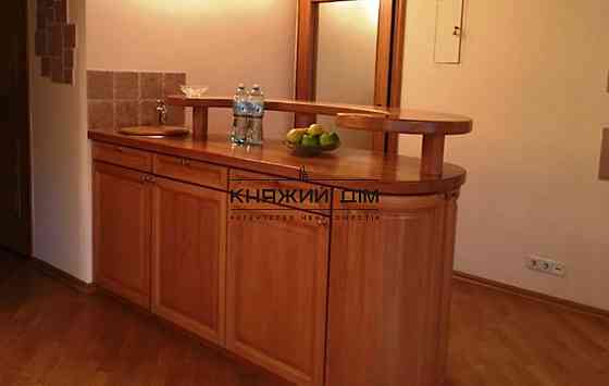 Оренда Квартира 2-кімнатна, 7/7 поверх на вул. Льва Толстого ул./Гетьмана Павла Скоропадського Київ