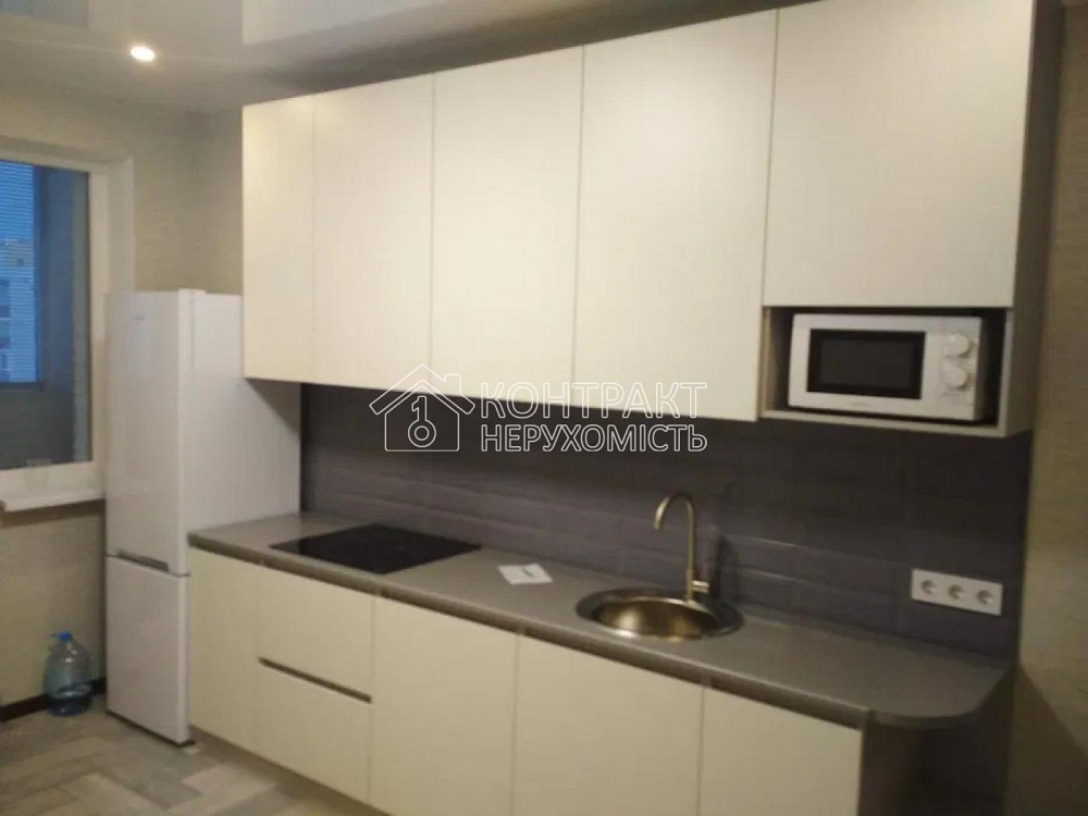 Оренда Квартира 1-кімнатна, 8/9 поверх на вул. Драгоманова Харьков - изображение 1