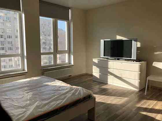 Оренда Квартира 1-кімнатна, 16/25 поверх на Олени Пчілки, 7 Киев