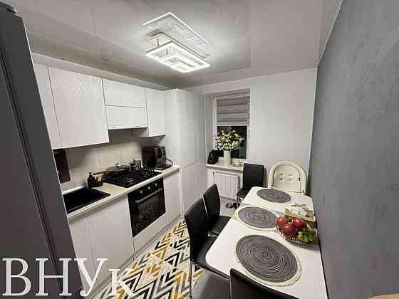 Продаж Квартира 2-кімнатна, 7/9 поверх на Південний б-р Ivano-Frankivs'k