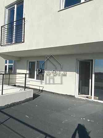 Продаж Будинок 3-кімнатний на Майкопська вул., 1А Київ