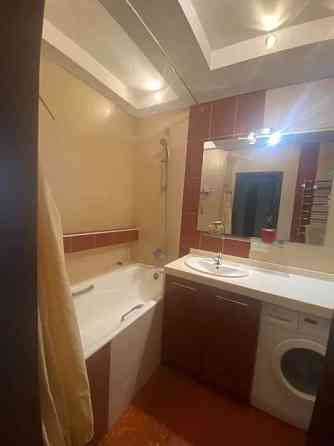 Оренда Квартира 3-кімнатна, 13/16 поверх на ул. Анны Ахматовой Київ