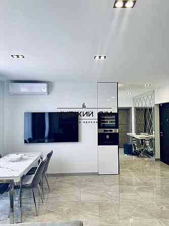 Оренда Квартира 3-кімнатна, 2/25 поверх на Осокорская ул. Киев