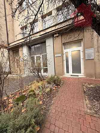 Продаж приміщення вільного призначення поверх - 1/5 Ужгород