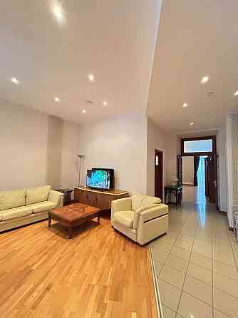 Продаж Квартира 1-кімнатна, 5/7 поверх на Тарасівська вул., д. 6А Kiev