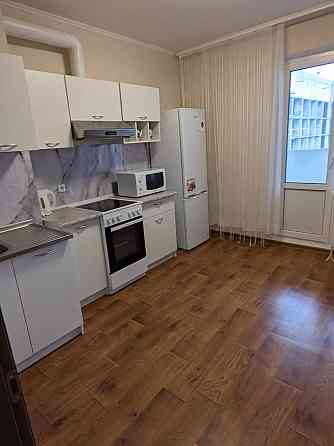 Оренда Квартира 1-кімнатна, 25/26 поверх на Бориса Антоненка-Давидовича, 1 Kiev