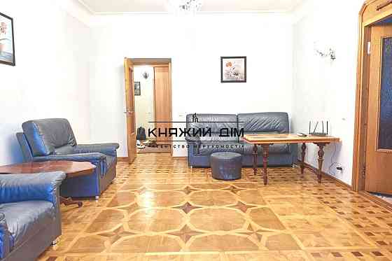 Без Комісії! Шикарная 3-х комнатная студио в центре, м.Крещатик Код объекта:1153639 Kiev