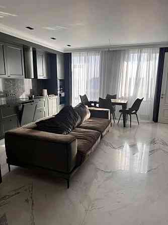 Продаж Квартира 3-кімнатна, 7/10 поверх на вул. Бородія Житомир