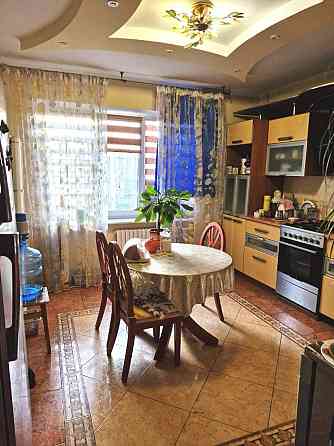 Двухкомнатная квартира на Тополевой Одеса