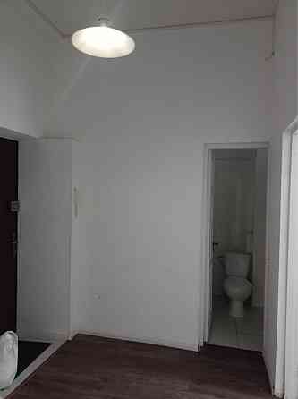 Продаж Квартира 2-кімнатна, 3/3 поверх на Басейна вул., д. 9 Київ