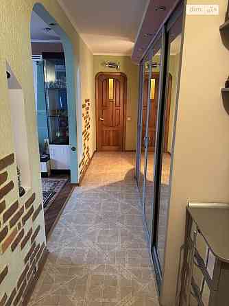 Продаж Квартира 3-кімнатна, 3/9 поверх Кропивницький