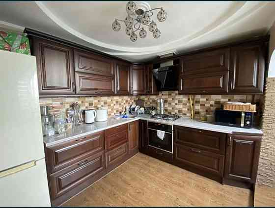 Продаж Квартира 3-кімнатна, 12/16 поверх на Жмаченко, 8 Київ