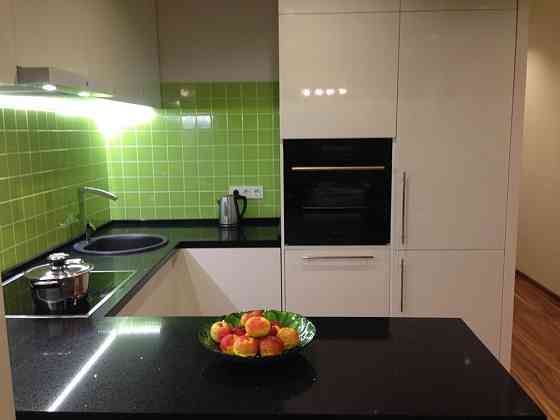 Продаж Квартира 1-кімнатна, 6/14 поверх на Симоненка вул., д. 5а Kiev