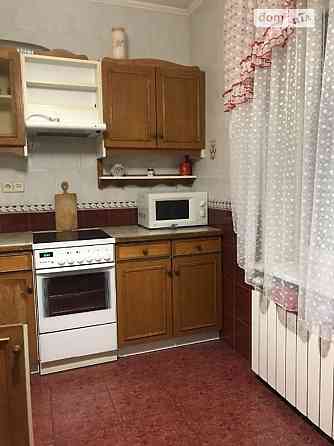 Оренда Квартира 2-кімнатна, 2/16 поверх на ул. Ревуцкого Київ