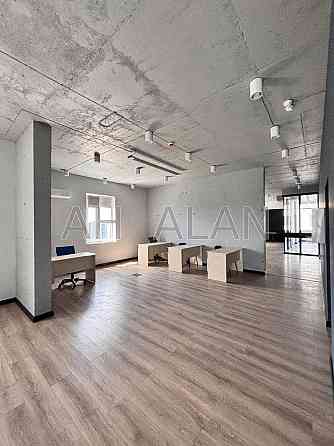 Оренда Будинок 2-кімнатний на Трускавецька вул., 4Б Киев