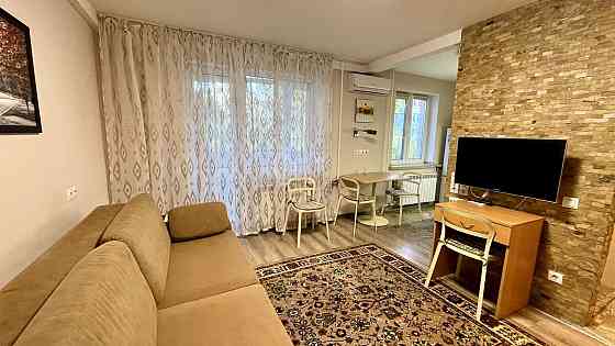 Оренда Квартира 1-кімнатна, 3/9 поверх на вул. Коперника, 10 Kiev