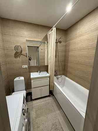 Продаж Квартира 2-кімнатна, 12/16 поверх Київ