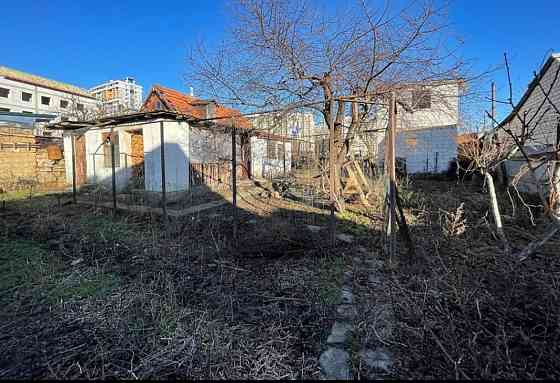 Продам  строение 70м2 фасадом на  М.Жукова в Червоном Хуторе. Limanka