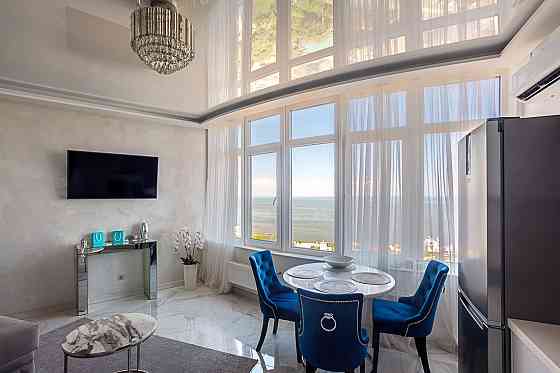 Продам 1 комнатную квартиру в Жемчужном квартале на Каманина. Одесса