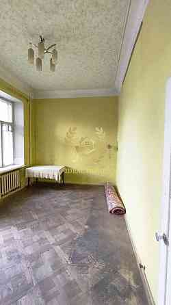 Продаж 2к квартири по вулиці Лабораторна Київ