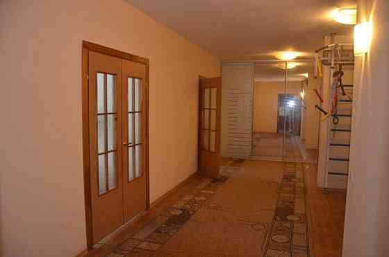 Оренда Квартира 2-кімнатна, 10/22 поверх на Саперно-слободская ул., 22 Киев