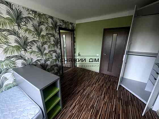 Оренда Квартира 3-кімнатна, 5/5 поверх на Коломиеский пер. Киев