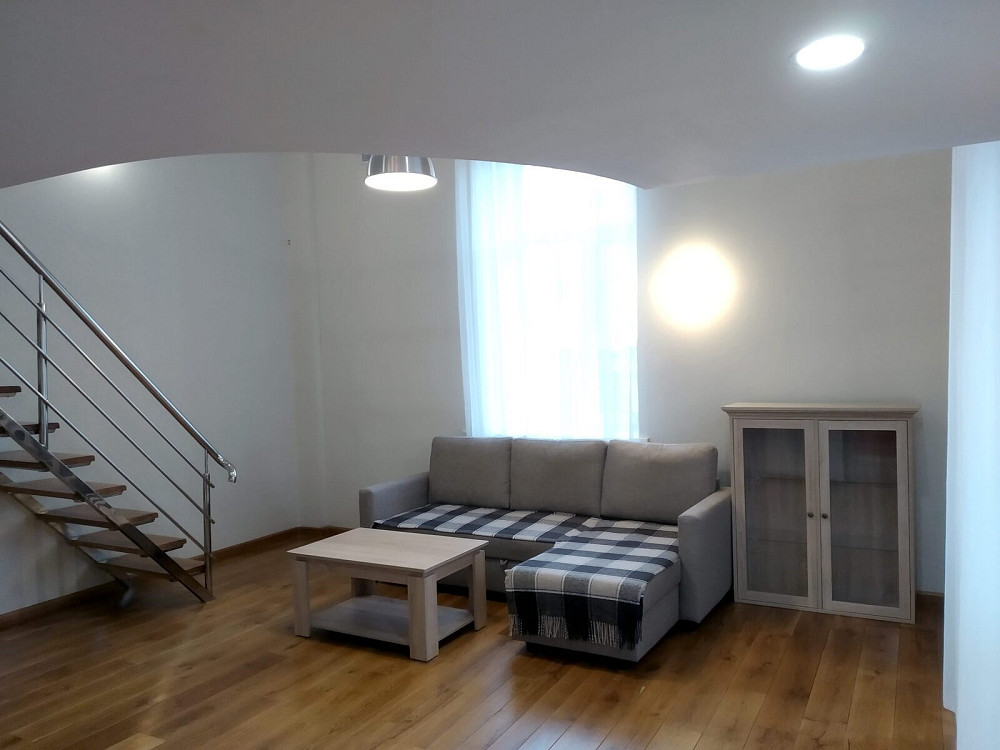 Оренда Квартира 2-кімнатна, 2/4 поверх на ул. Пушкинская Киев - изображение 2