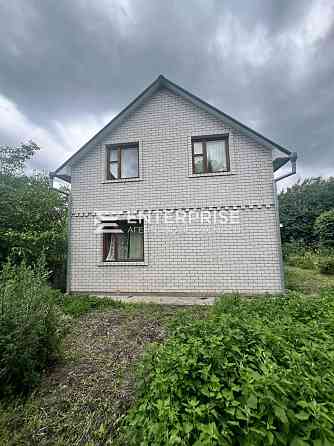 Продаж 2-поверховий  з ділянкою 6 сот 105 кв.м 4 кімн. на Центральная вул. Київ