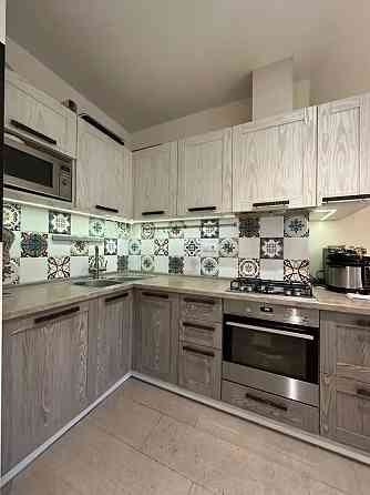 Продаж Квартира 3-кімнатна, 5/10 поверх на Малиновского Маршала ул., 80А Дніпро