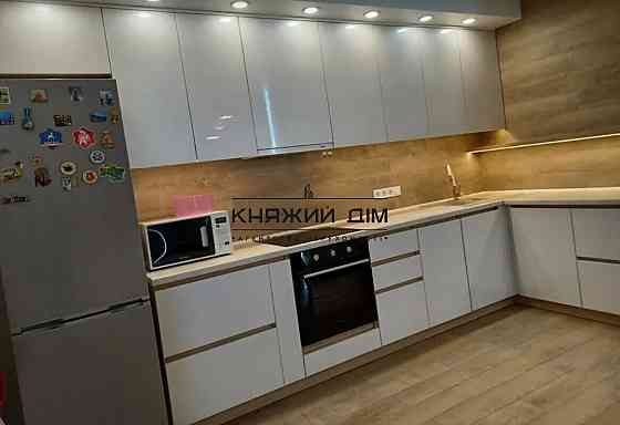 Продаж 2-х к. квартири м. Лівобережна. № 21146848 Київ