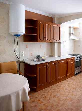 Продаж Квартира 2-кімнатна, 15/18 поверх на Полярная вул., д. 8-Е Kiev