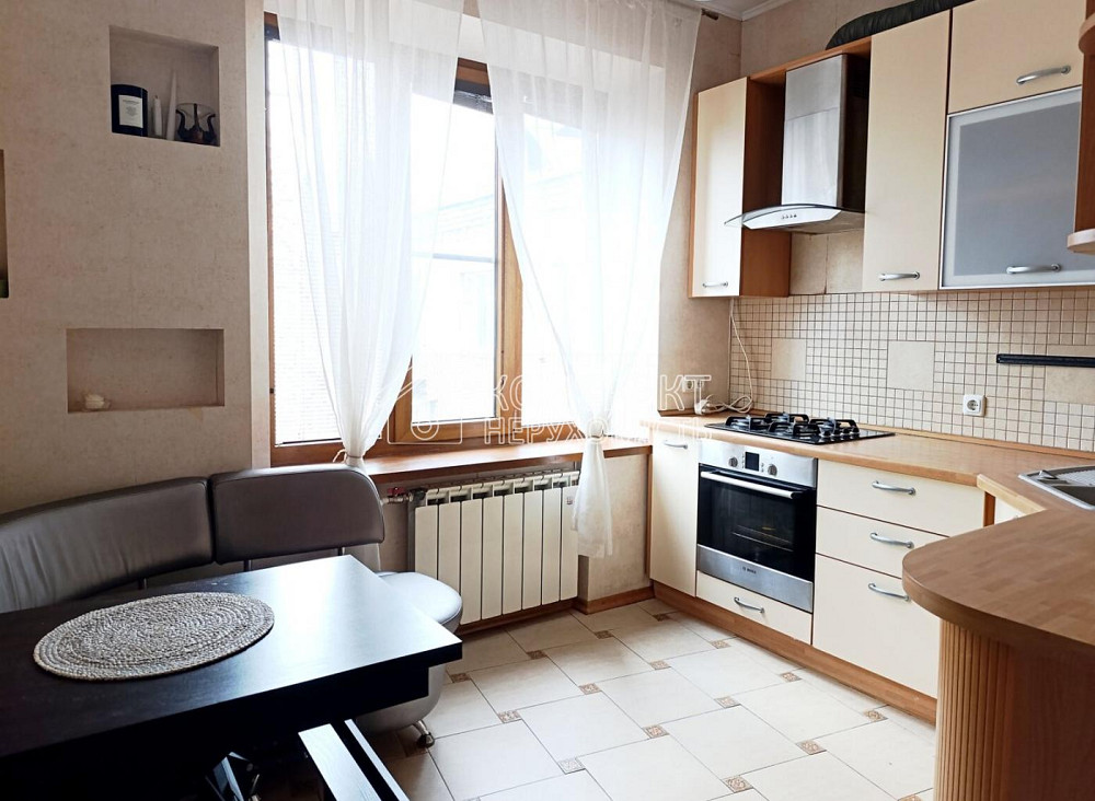 Продаж Квартира 2-кімнатна, 5/5 поверх на вул. Свободы Харків - фото 1