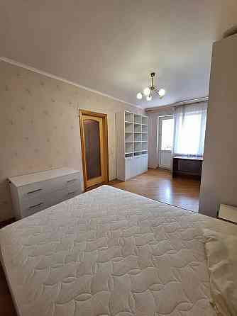 Оренда Квартира 2-кімнатна, 5/16 поверх на вул. Бориса Гмирі, 9В Киев