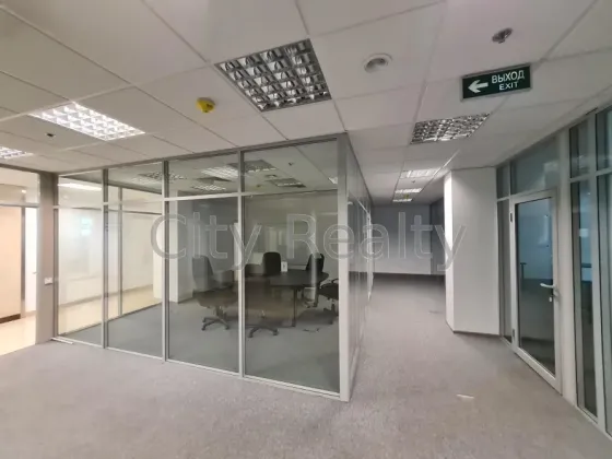 Здається Офісні приміщення площа 412 кв.м 5-й поверх Київ Петра Сагайдачного 11 Київ