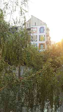 Оренда Квартира 3-кімнатна, 2/6 поверх на Стрелецкая ул. Київ